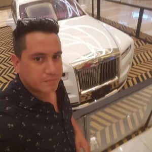 Meet your Posher, Jorge luis